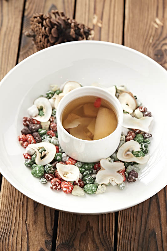 当归雪梨海椰子汤图片