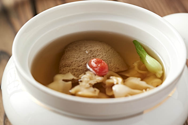 枸杞螺肉猴头菌菇滋补汤图片