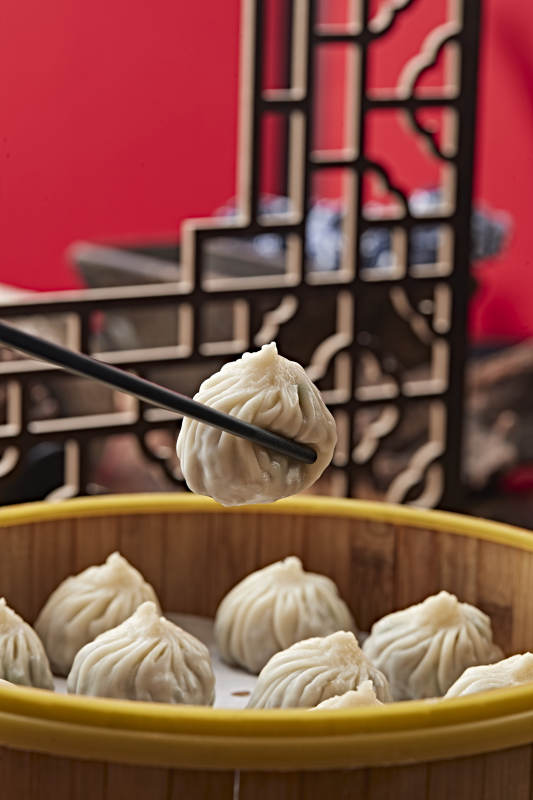 笼屉装的包子图片