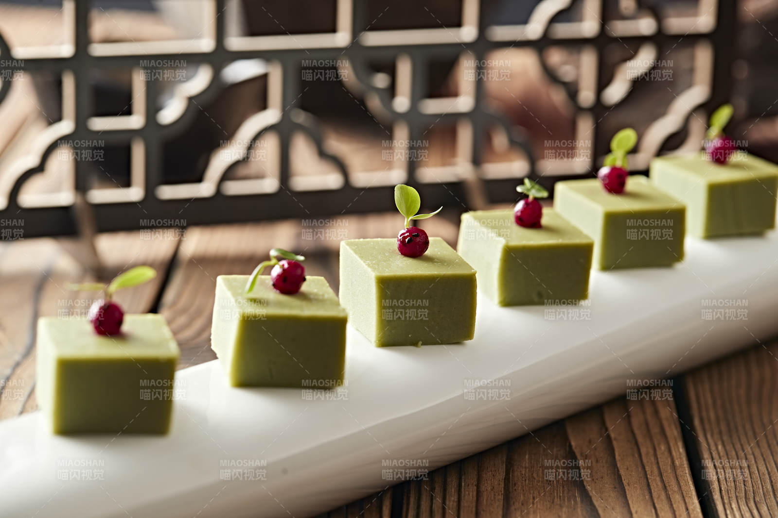 慕斯鹅肝豆腐图片