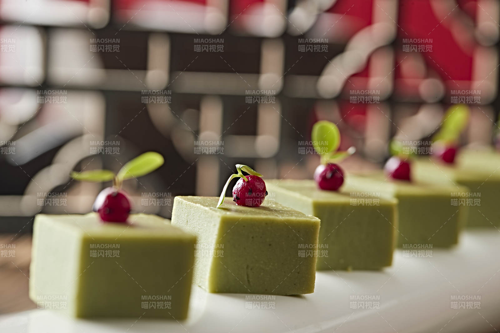 慕斯鹅肝豆腐图片