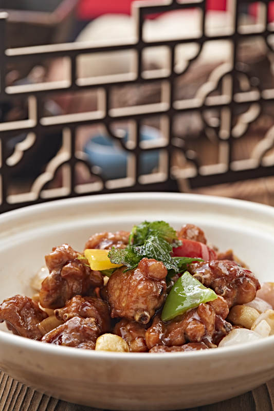 砂锅彩椒蒜香鸡腿堡图片