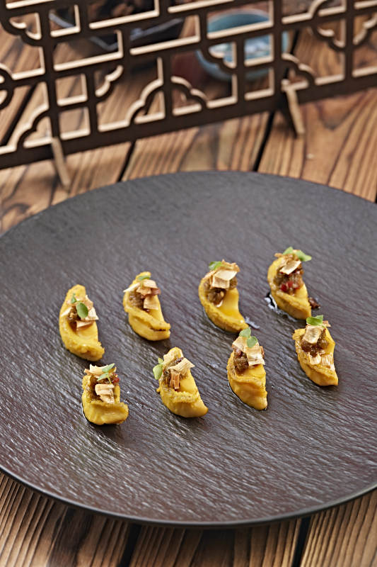 山椒酱配油煎鲜鲍鱼图片