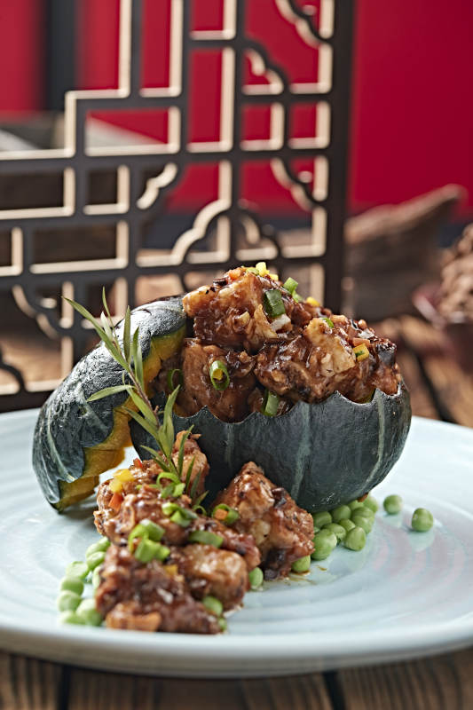 青豆金瓜红烧蒜香排骨图片