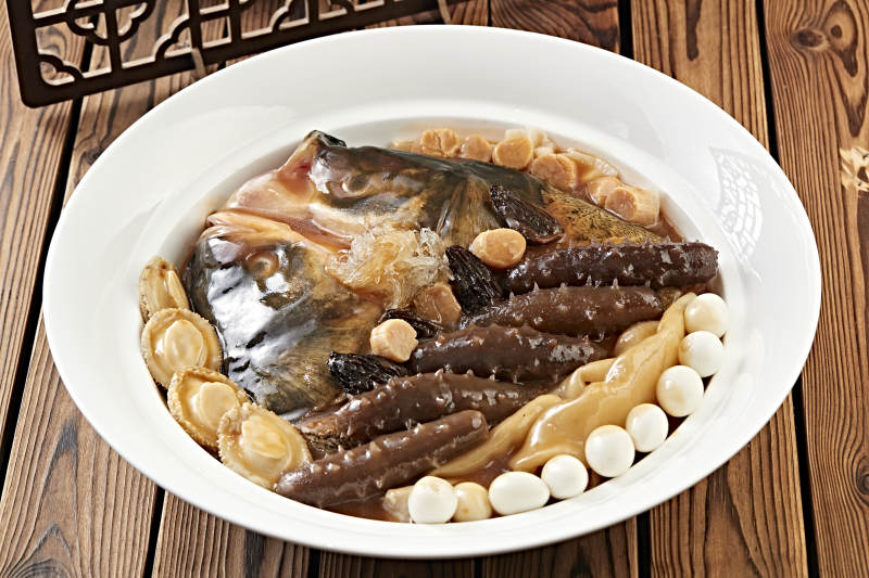 炖野生鱼头佛跳墙图片