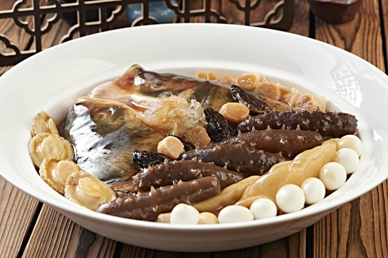 炖野生鱼头佛跳墙图片