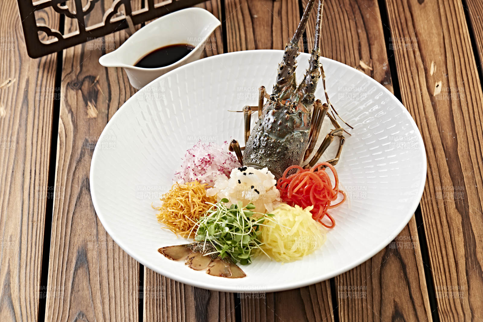 活龙虾刺身图片