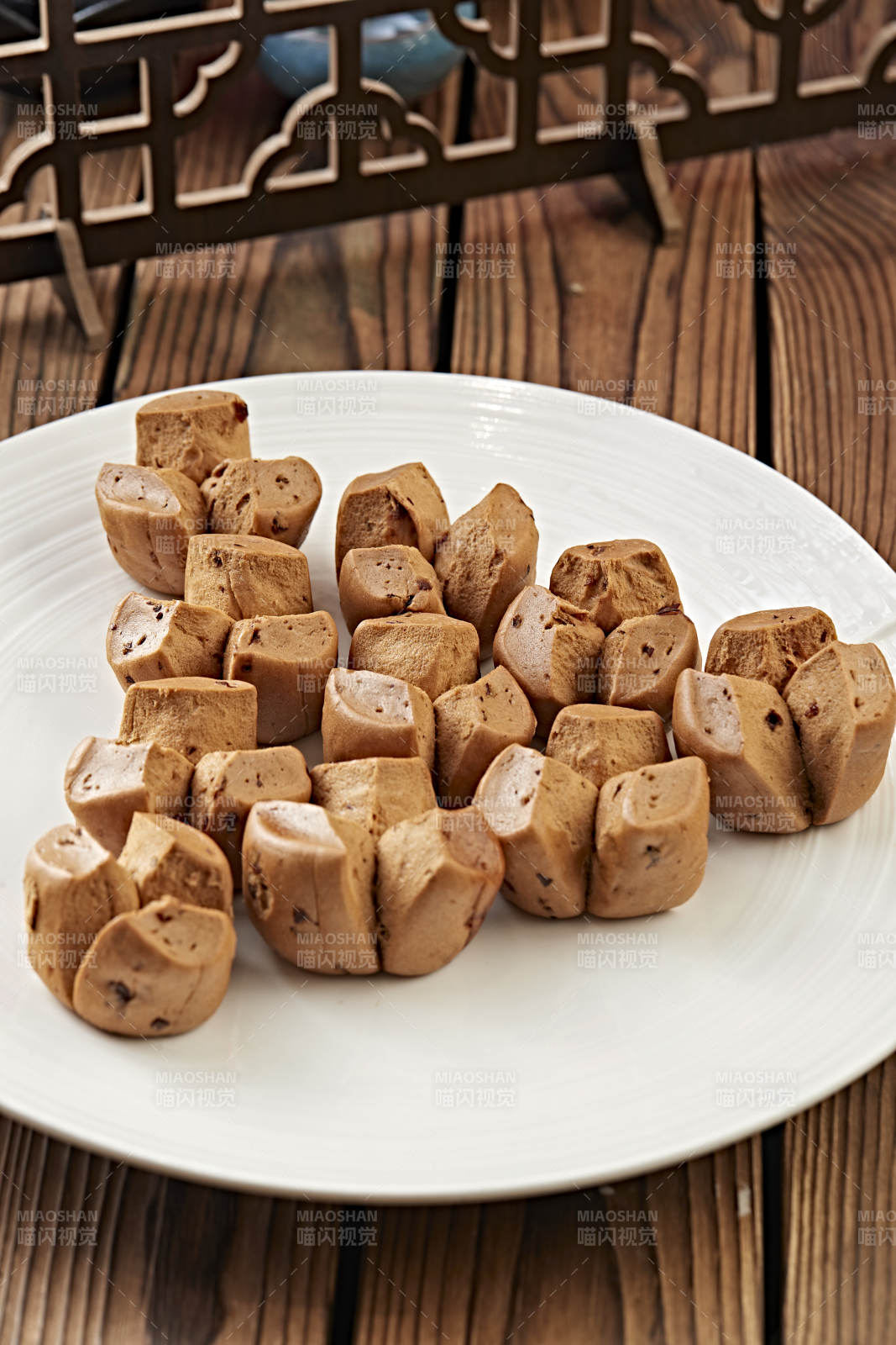 烤黑豆杂粮开花馍图片