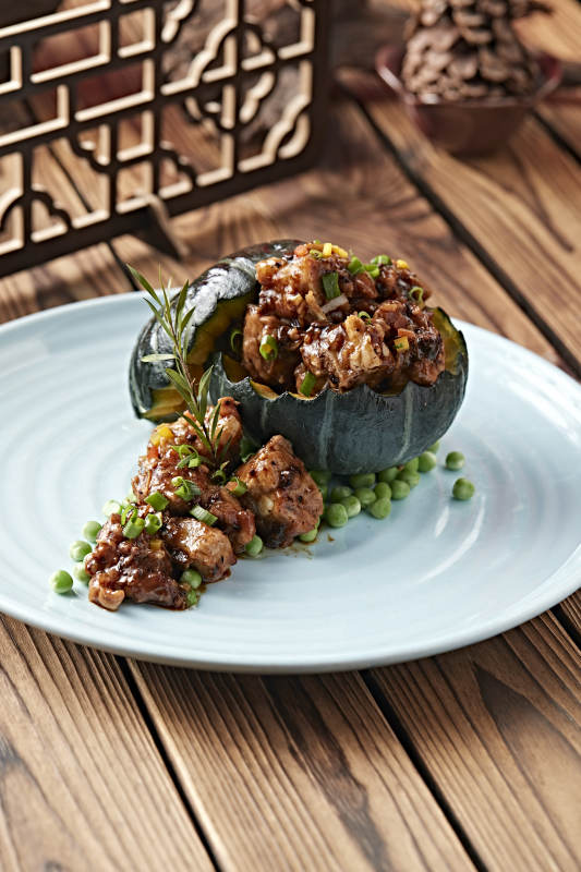 青豆金瓜红烧蒜香排骨图片