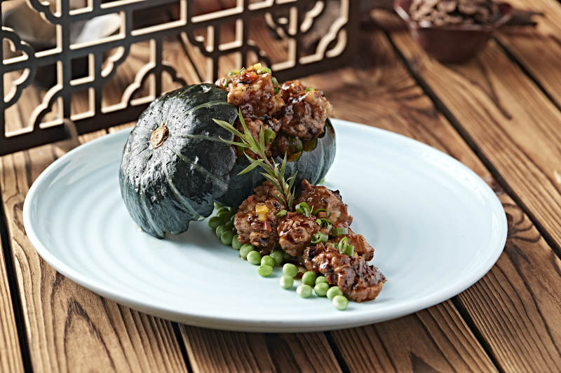 青豆金瓜红烧蒜香排骨图片