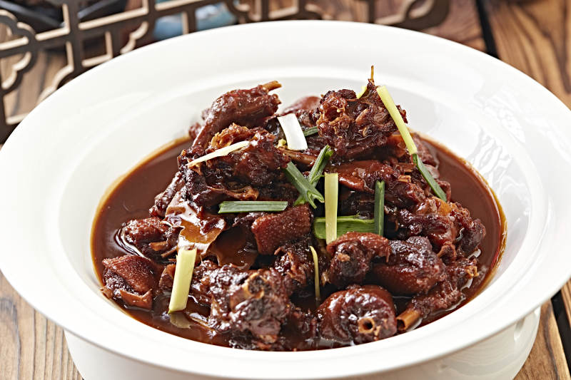 酱炖农村散养大鹅图片