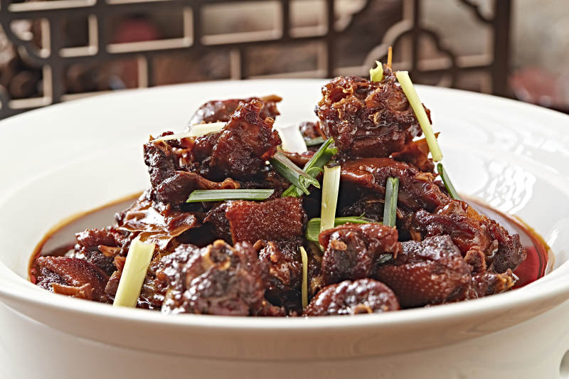 酱炖农村散养大鹅图片