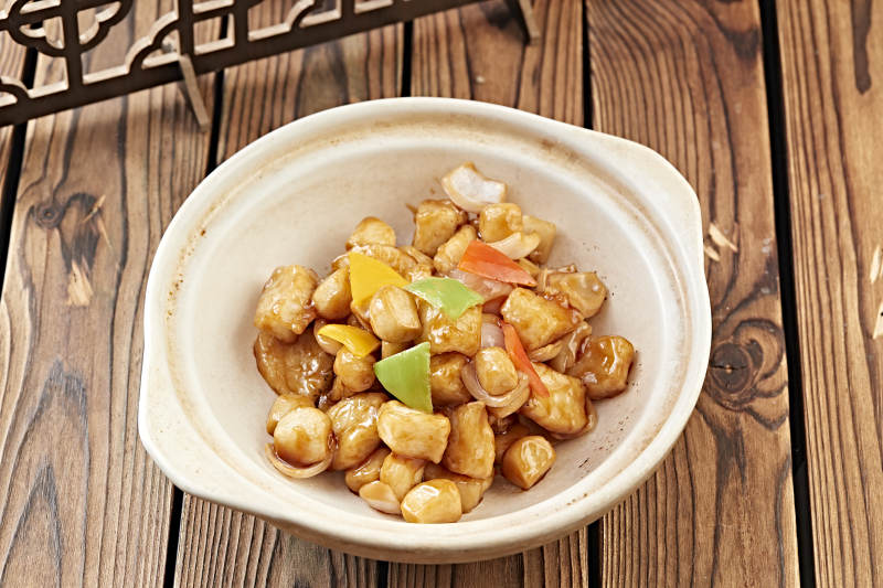 砂锅蒜香银鳕鱼粒图片