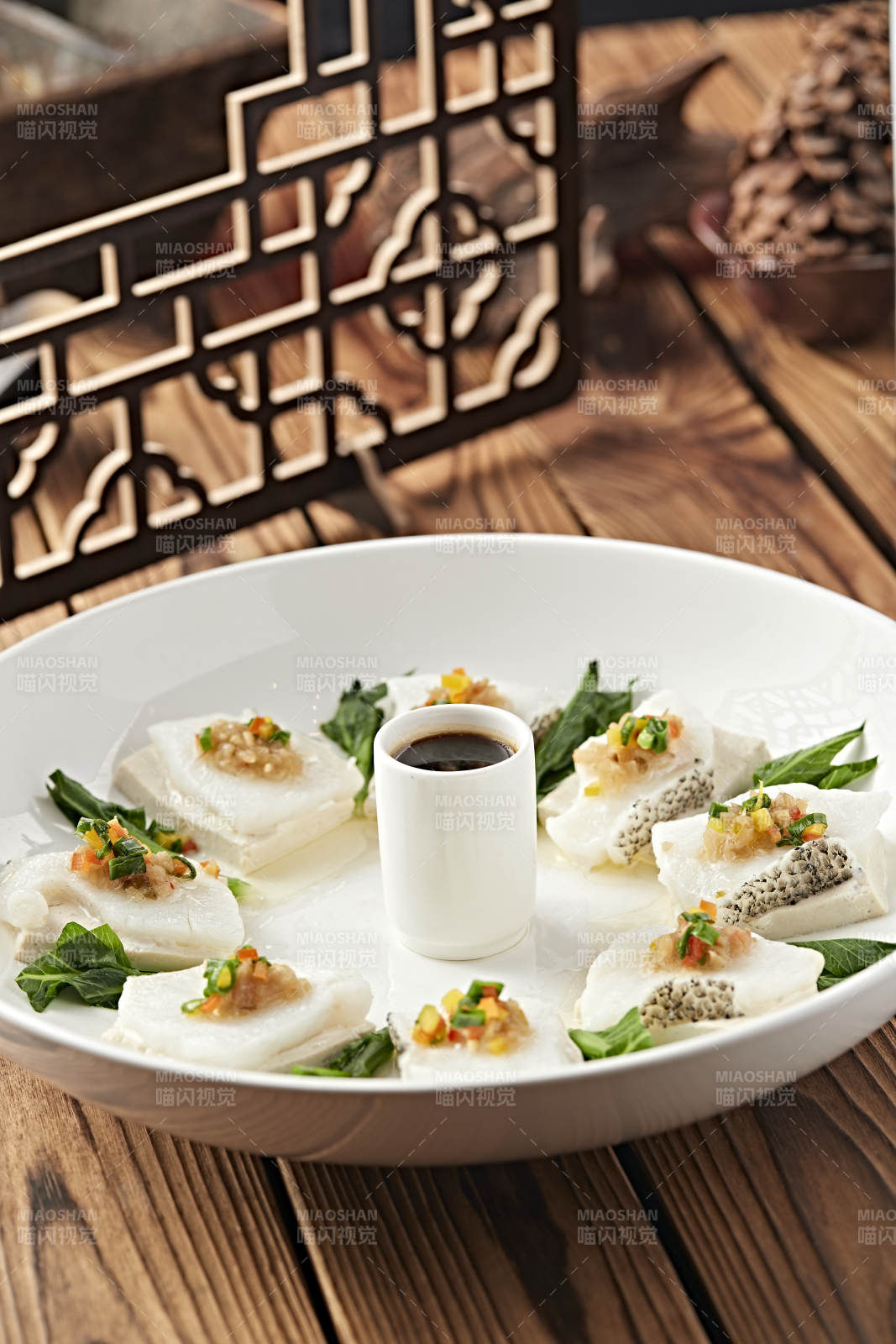 清蒸蒜蓉蘸汁银鳕鱼片图片