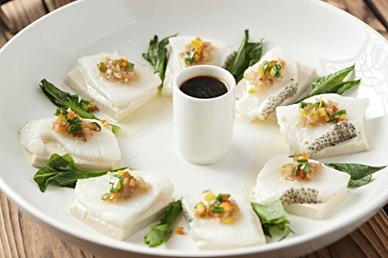 清蒸蒜蓉蘸汁银鳕鱼片图片