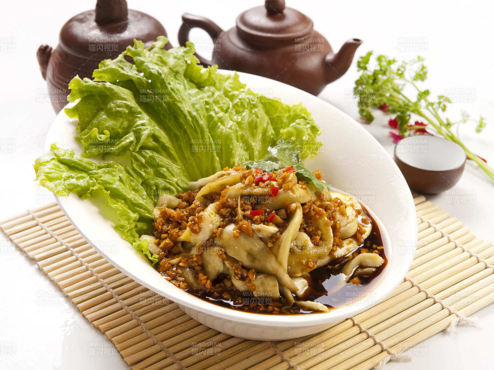 老醋蒜泥蒸茄条图片