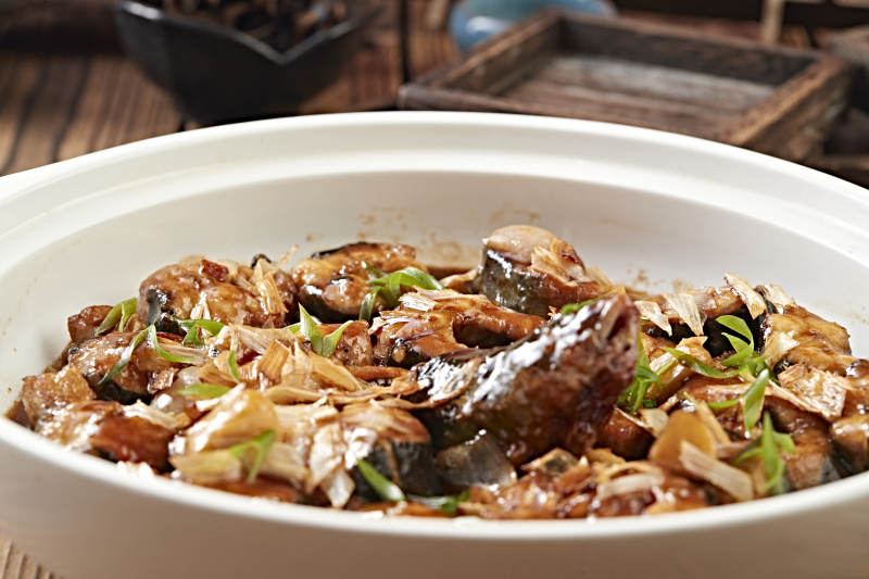 广式砂锅鳝鱼煲图片