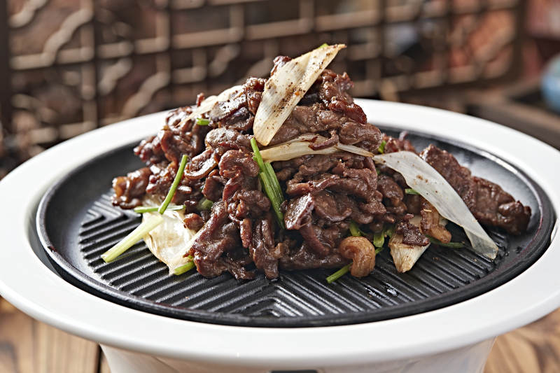 炙子铁板葱香牛柳图片