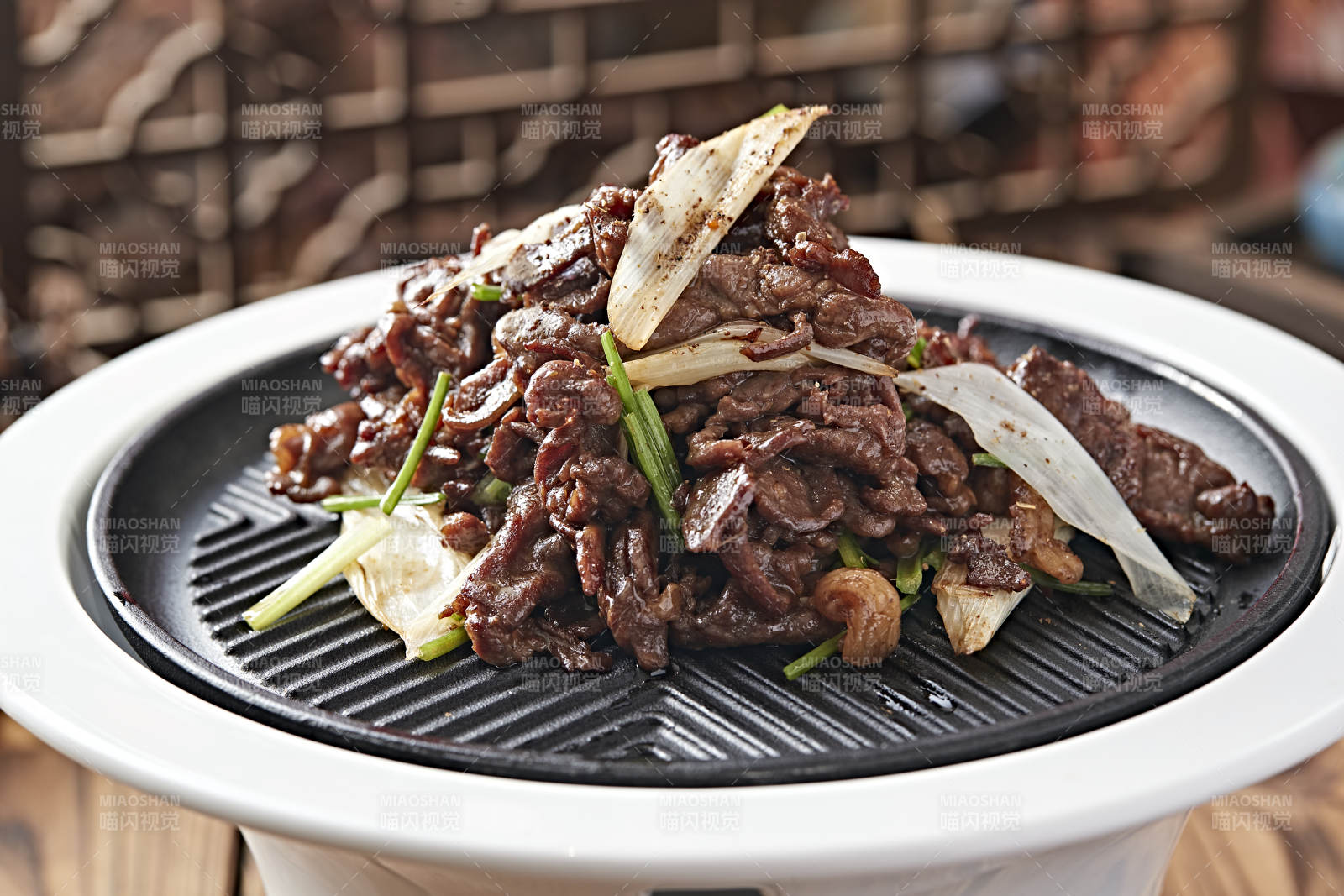 炙子铁板葱香牛柳图片