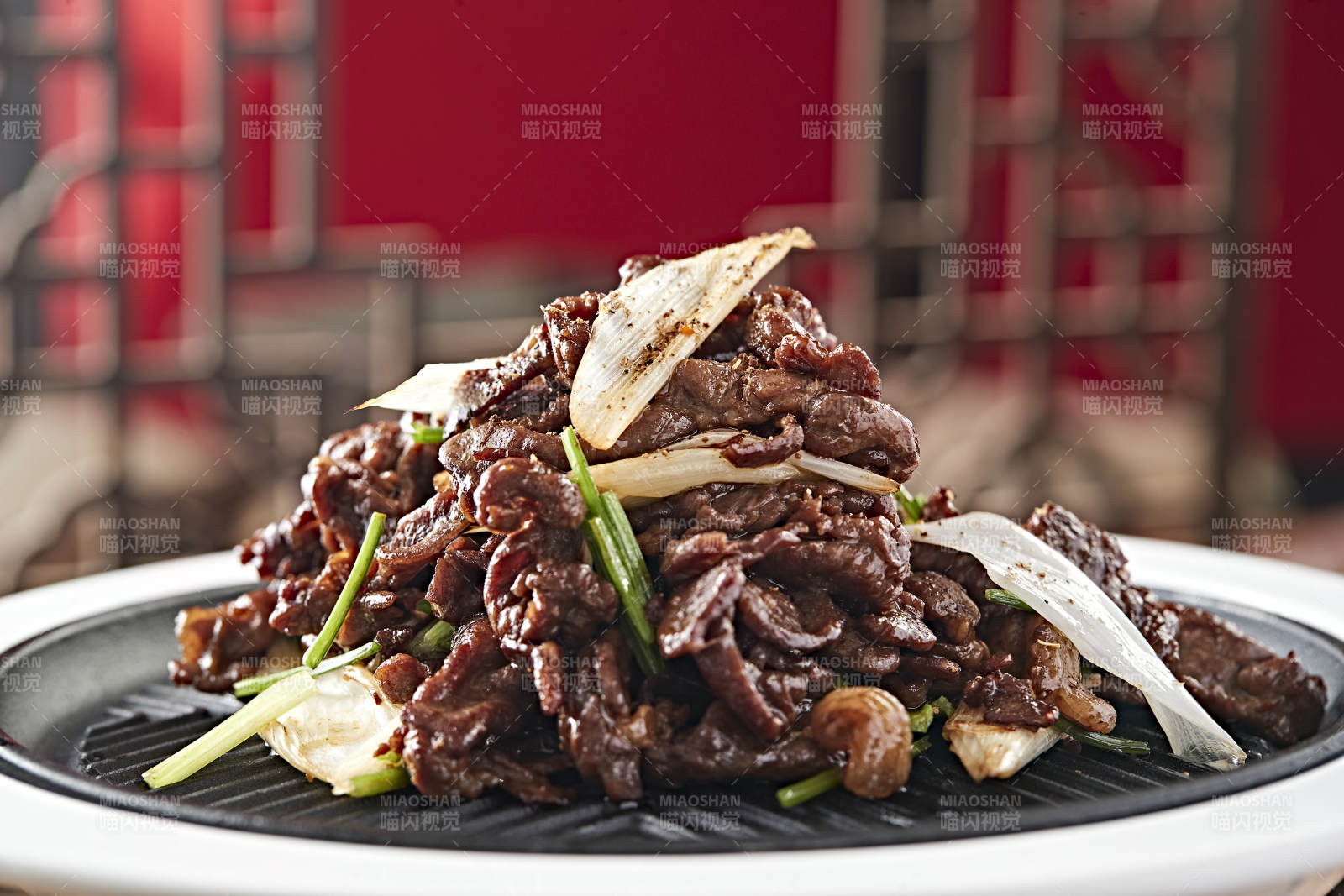 炙子铁板葱香牛柳图片