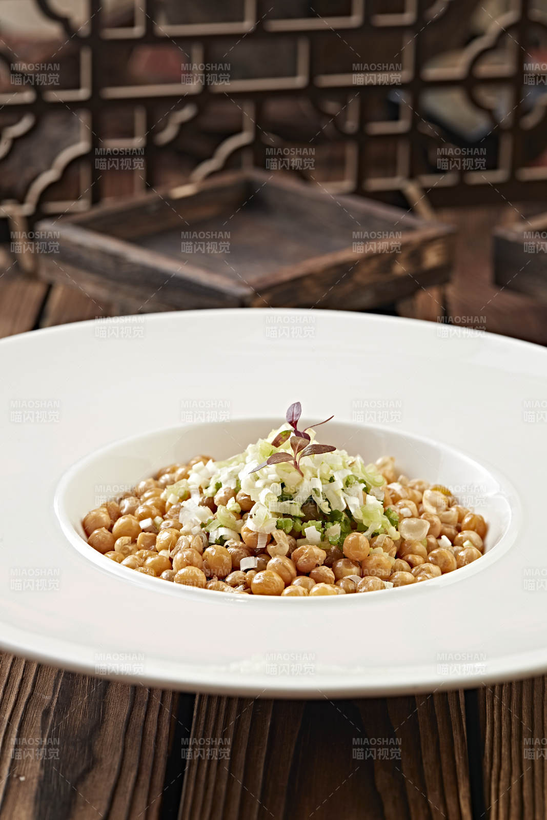 葱香油炸大黄豆图片