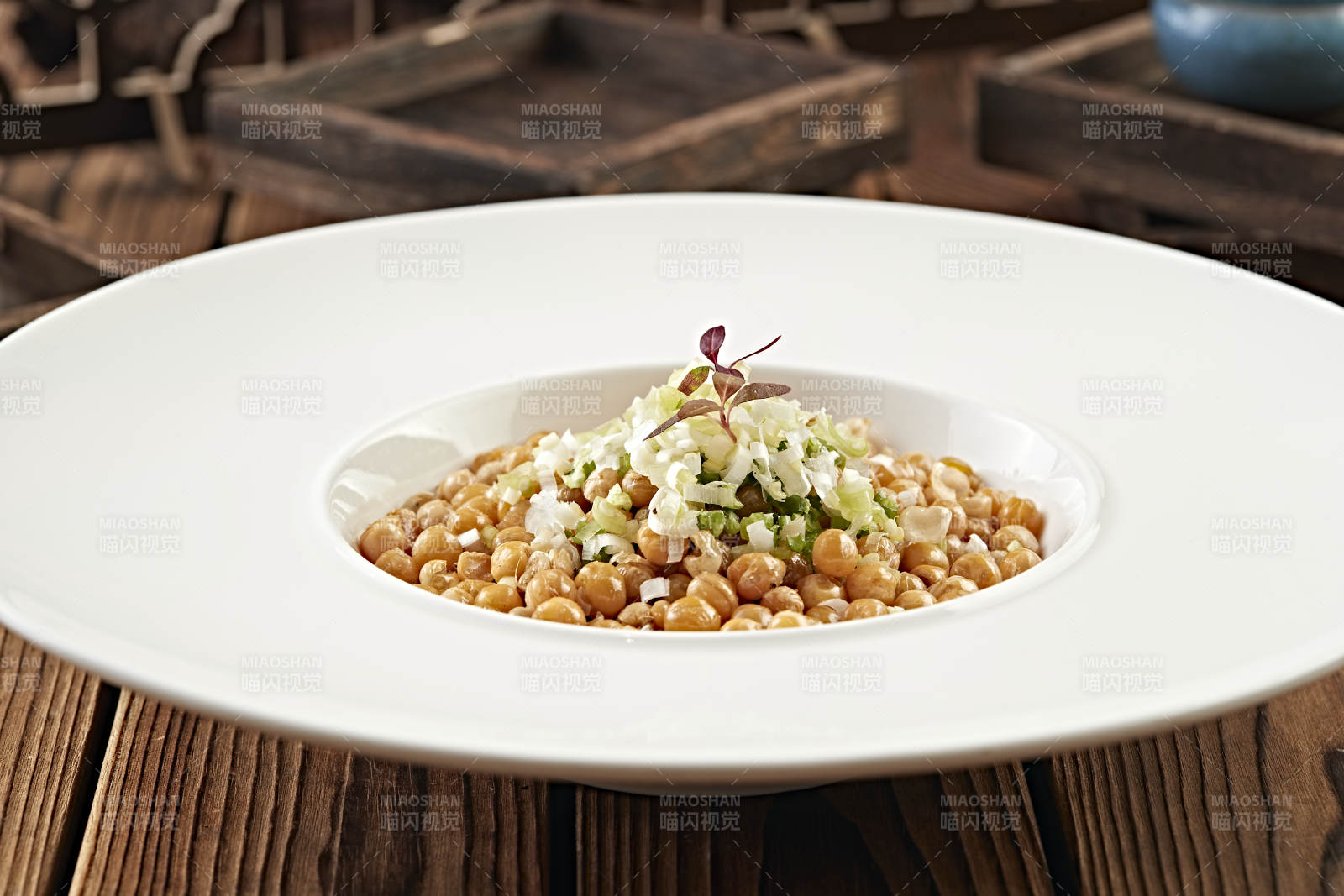 葱香油炸大黄豆图片