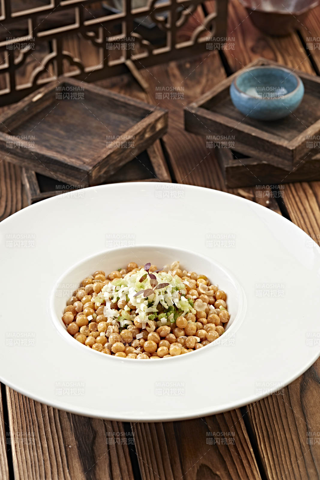 葱香油炸大黄豆图片