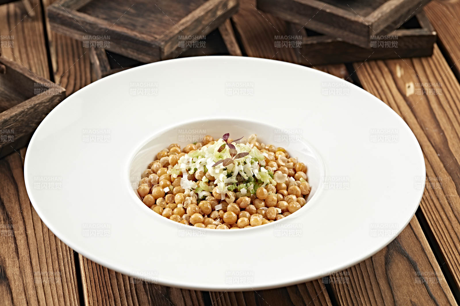 葱香油炸大黄豆图片