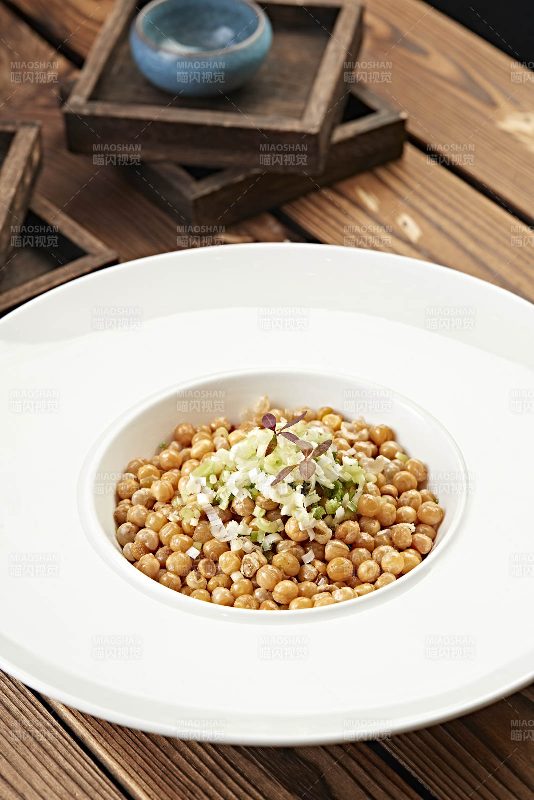 葱香油炸大黄豆图片