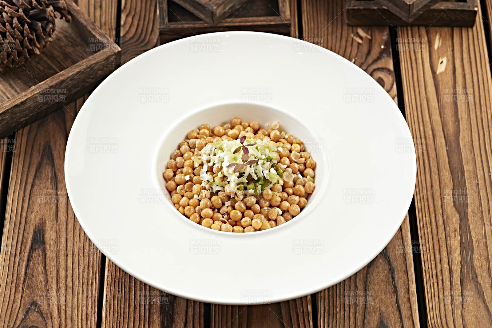 葱香油炸大黄豆图片