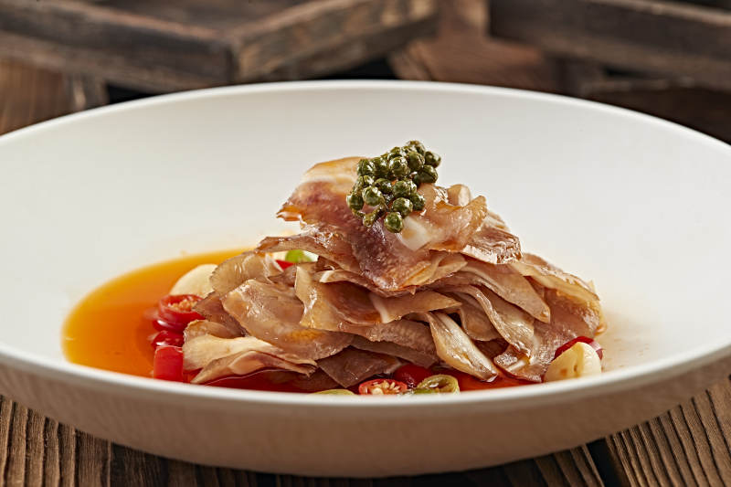 红油香辣压猪耳脆切片图片