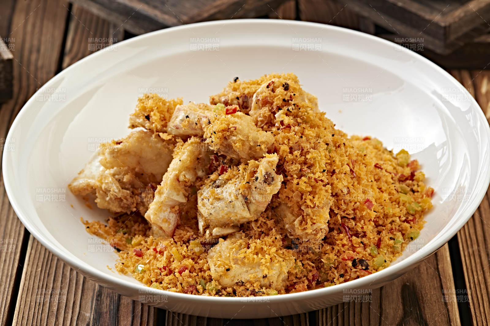 避风塘炒帝王蟹脚图片