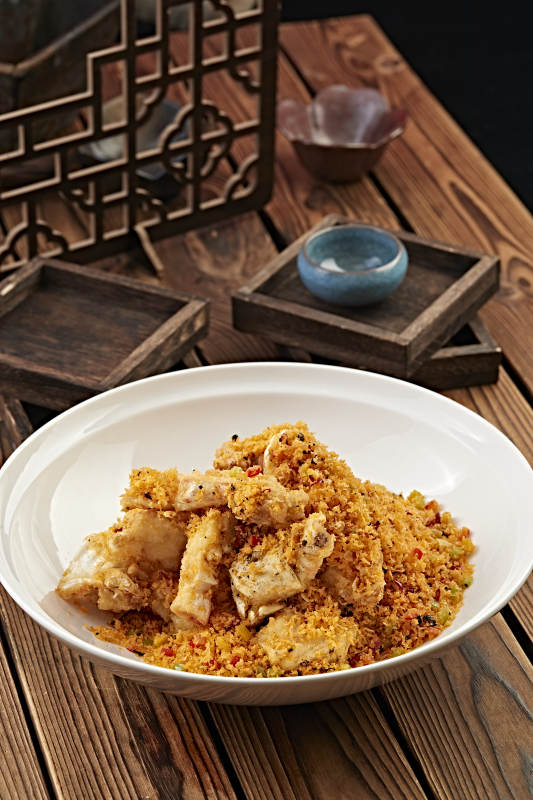 避风塘炒帝王蟹脚图片