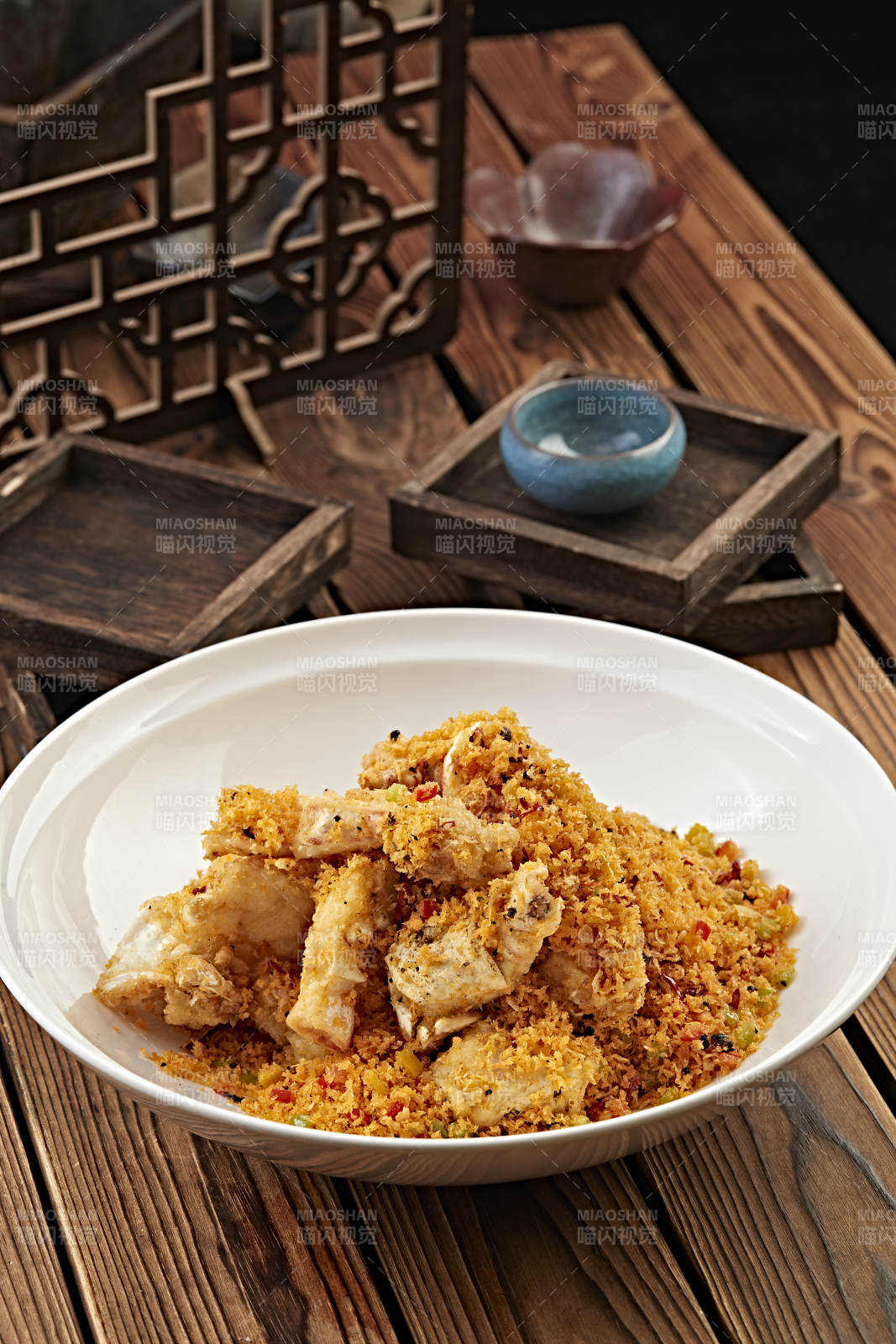 避风塘炒帝王蟹脚图片