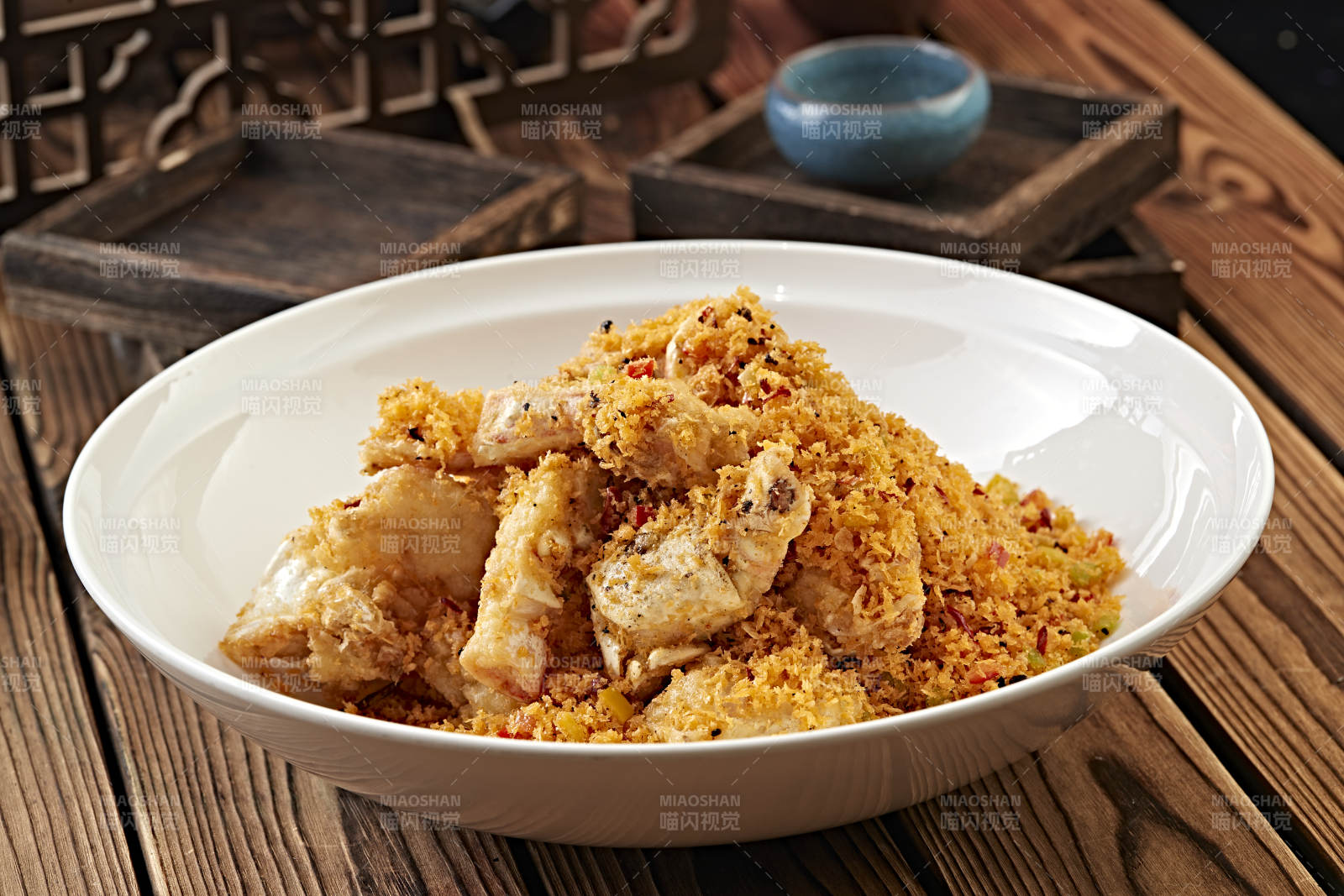 避风塘炒帝王蟹脚图片