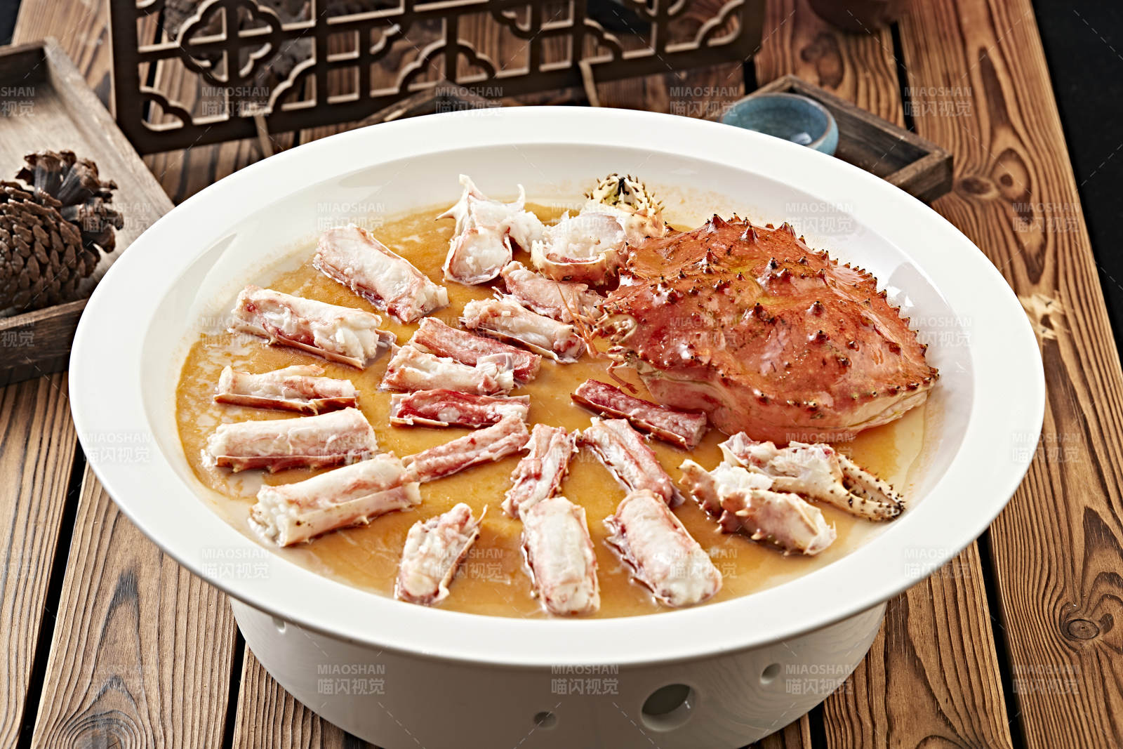 清蒸活阿拉斯加帝王蟹图片