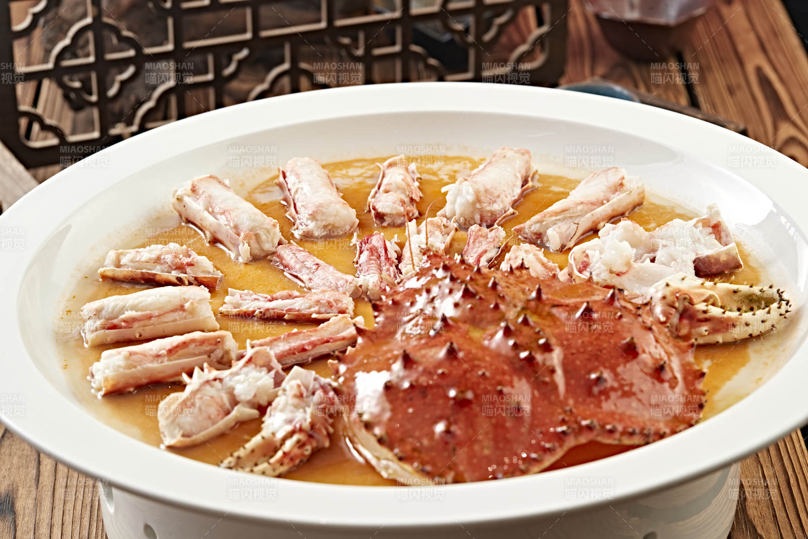 清蒸活阿拉斯加帝王蟹图片