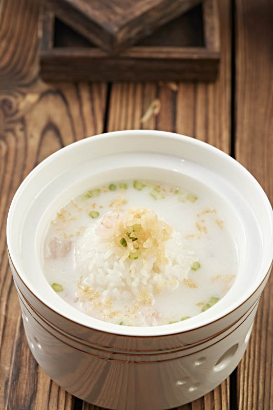 奶汤花胶虾仁捞饭图片