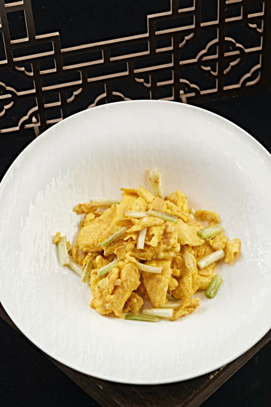 韭黄炒北京油鸡蛋图片