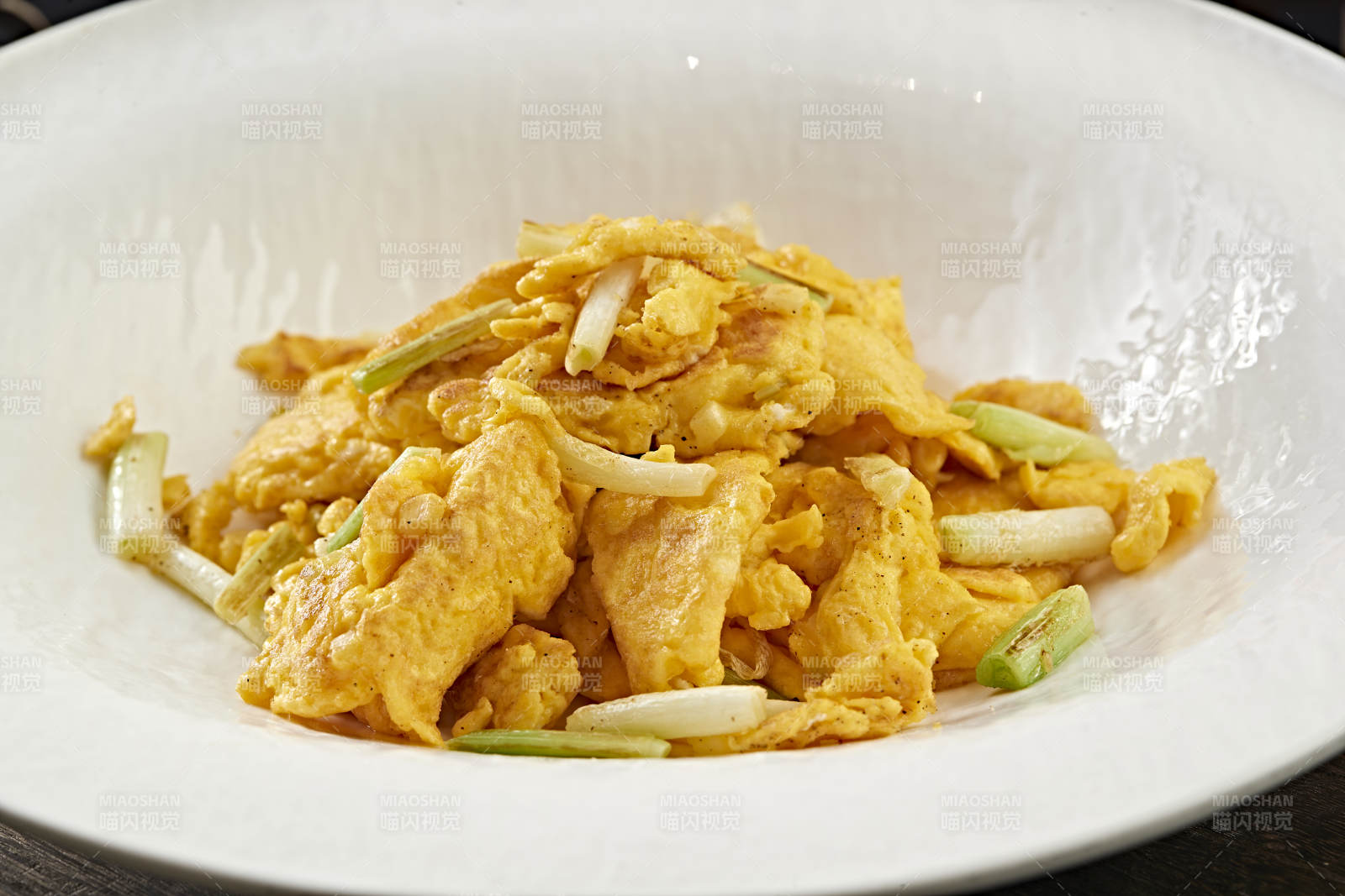 韭黄炒北京油鸡蛋图片