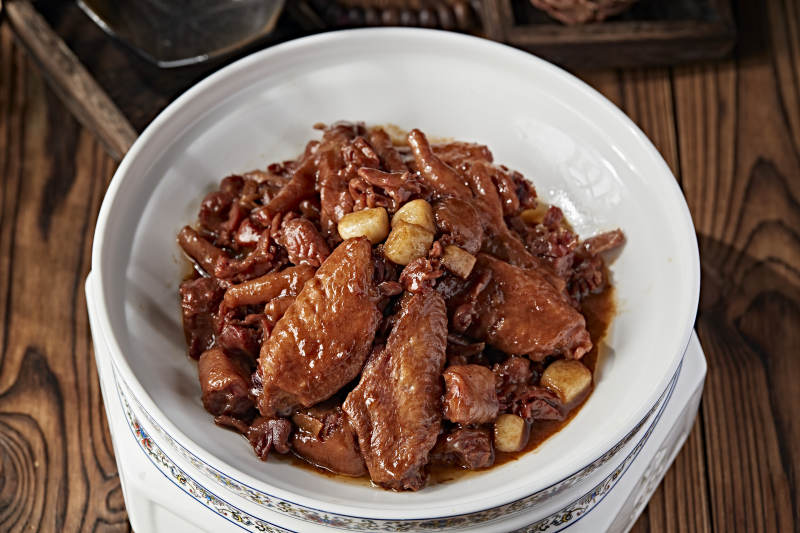 红烧蒜香柴鸡块图片