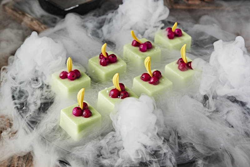 冰镇哈密瓜果冻豆腐图片