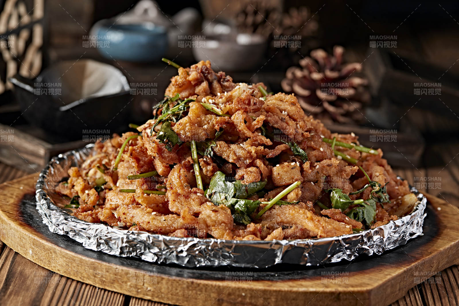 铁板锡纸蒜香黄牛肉图片