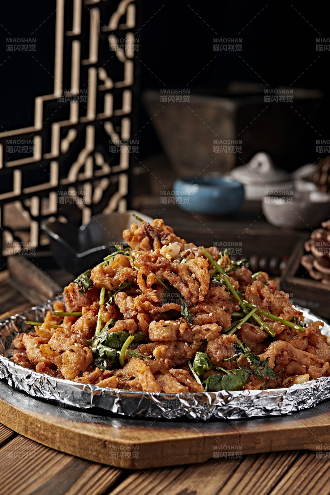 铁板锡纸蒜香黄牛肉图片