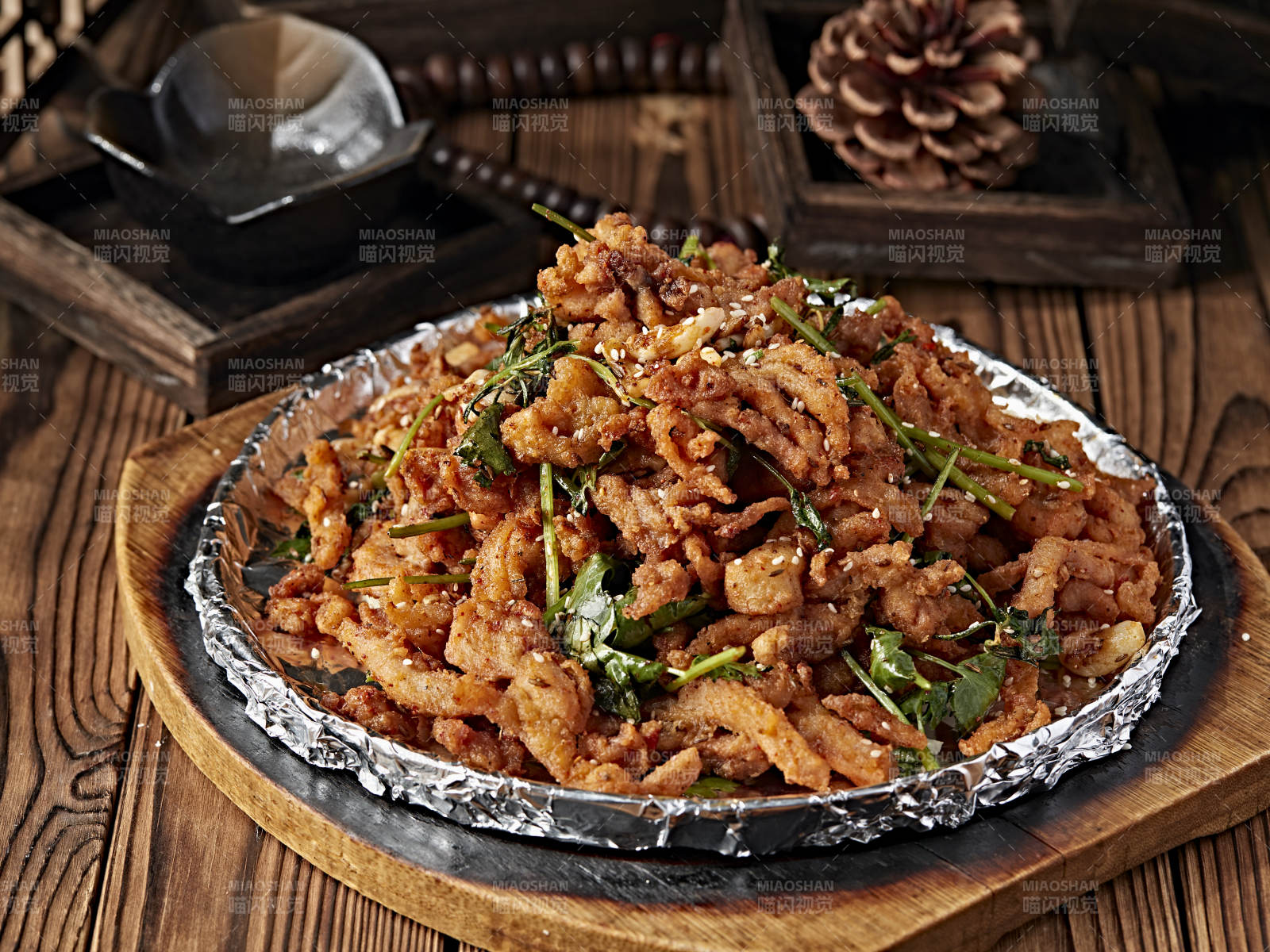 铁板锡纸蒜香黄牛肉图片