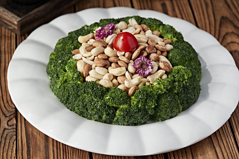 下酒小菜兰花秋实西蓝配花坚果图片