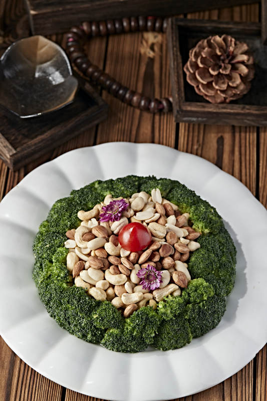 下酒小菜兰花秋实西蓝配花坚果图片