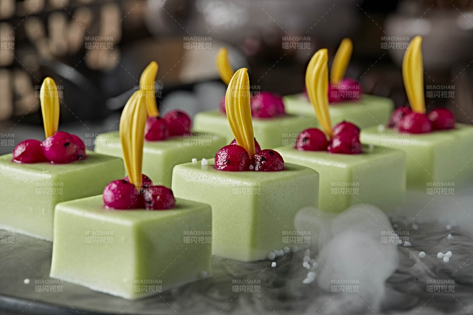 冰镇哈密瓜果冻豆腐图片