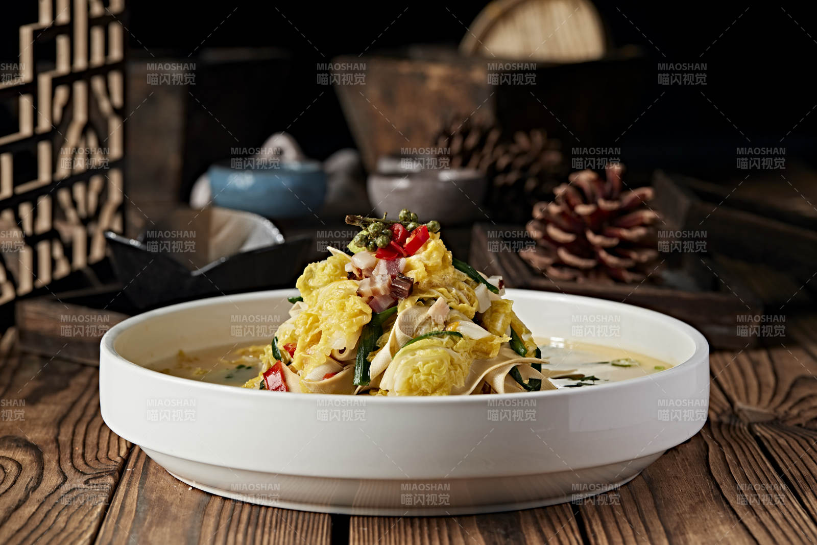 上汤娃娃菜干豆腐配金华火腿粒图片