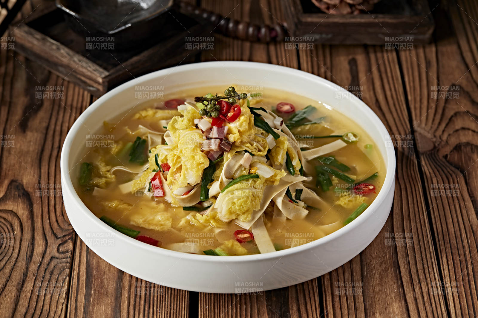 上汤娃娃菜干豆腐配金华火腿粒图片